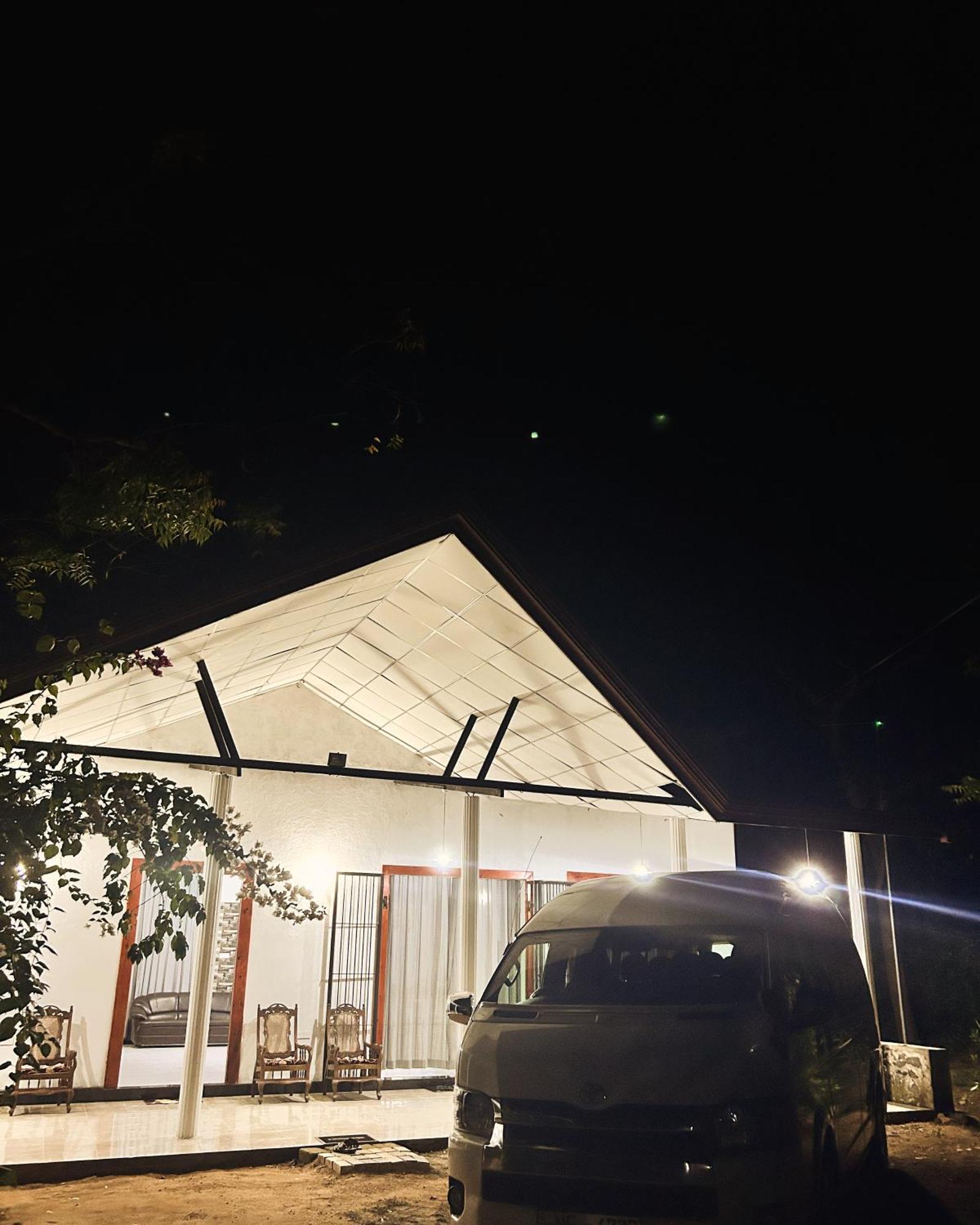 Neem Holiday Bungalow Yala 티사마하라마 외부 사진