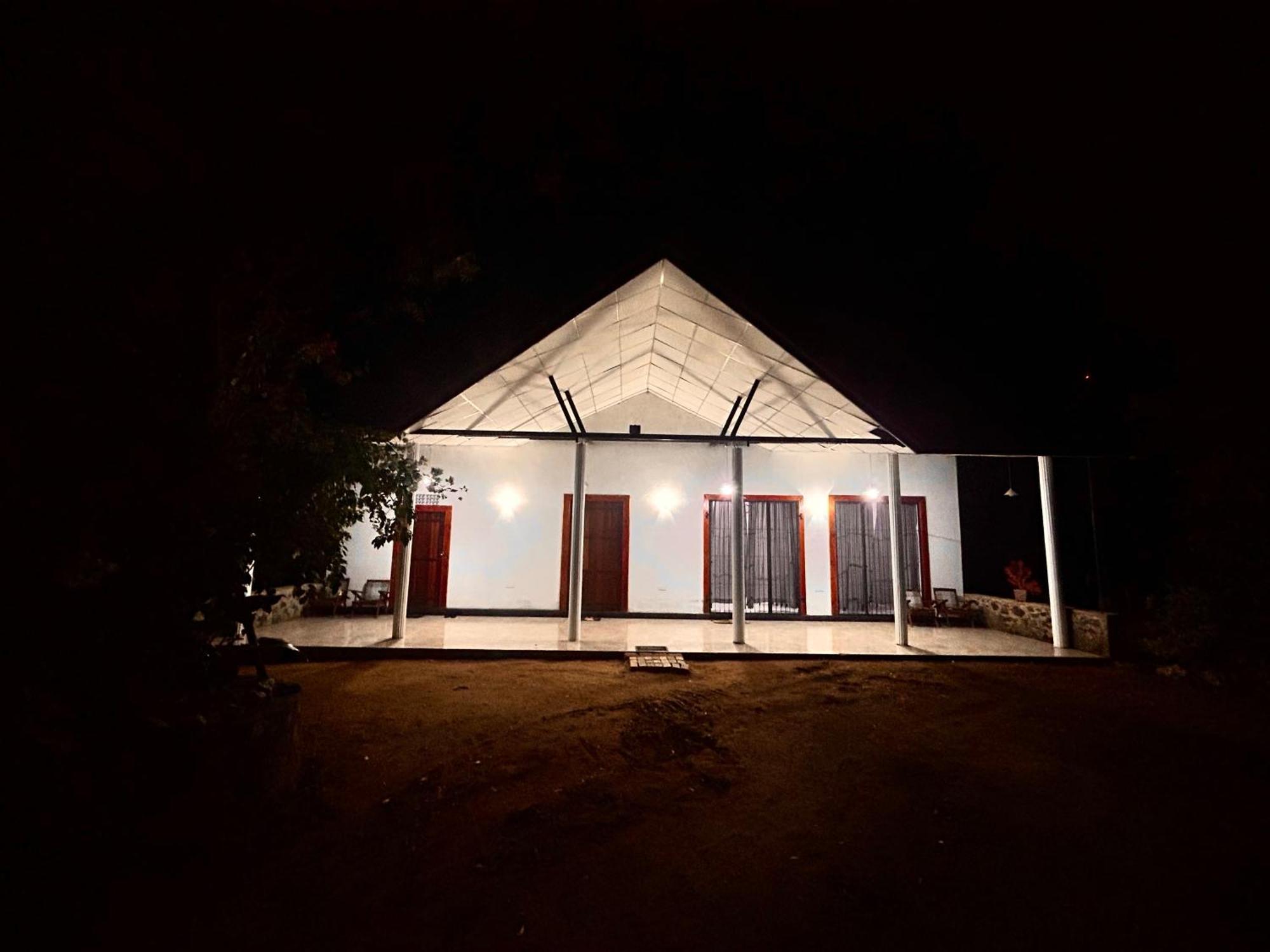 Neem Holiday Bungalow Yala 티사마하라마 외부 사진